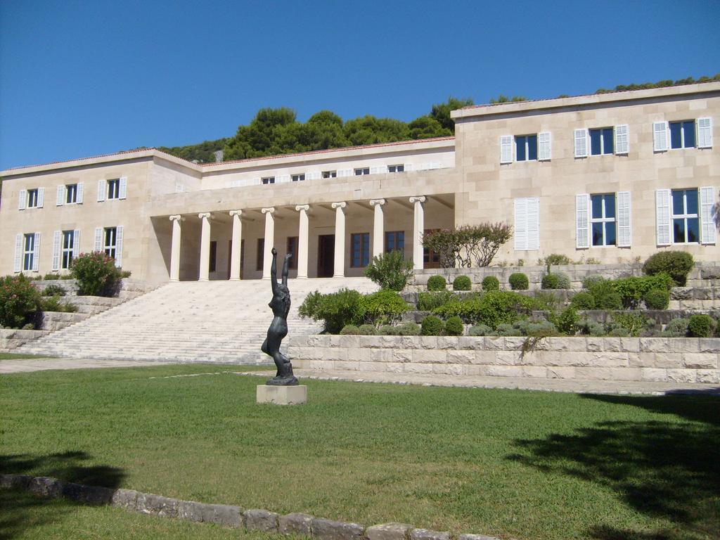 Calypso Apartment